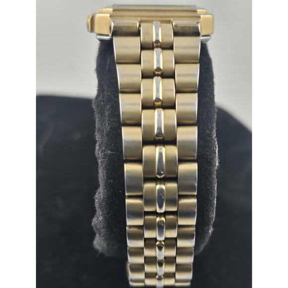 Gorgeous Ladies Bill Blass Diamond Dress Watch Quartz New Battery Mint Runs Well main image 6